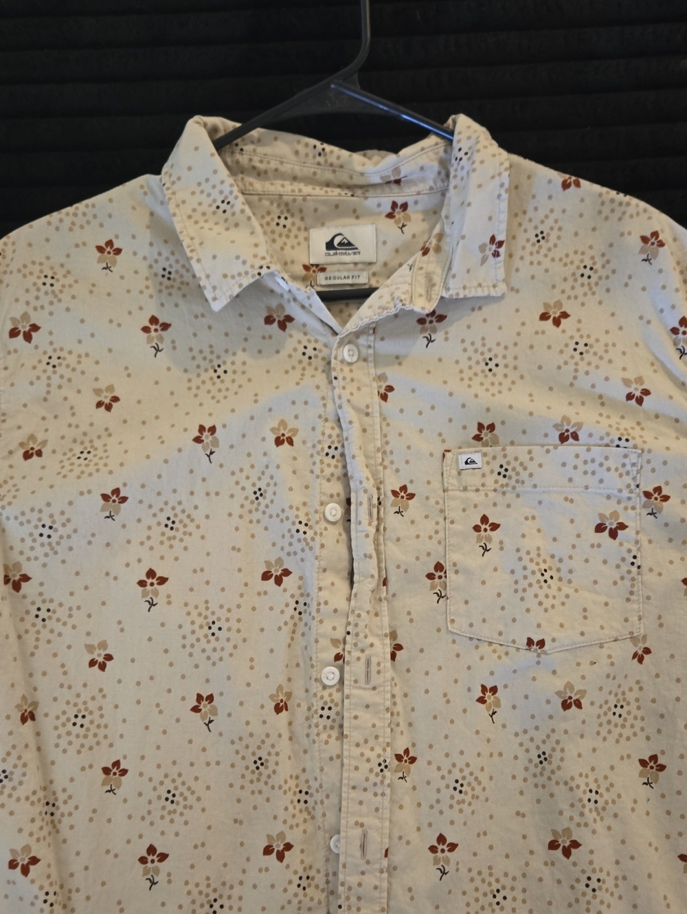Quiksilver Beige Button-Up Shirt with Rust Floral Print